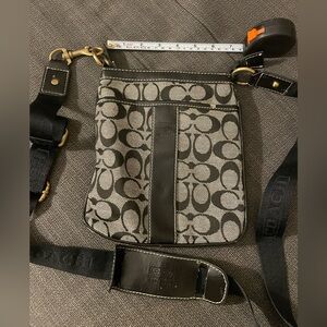 2010s Coach Logo Monogram Signature Crossbody 7 x 8 Bag